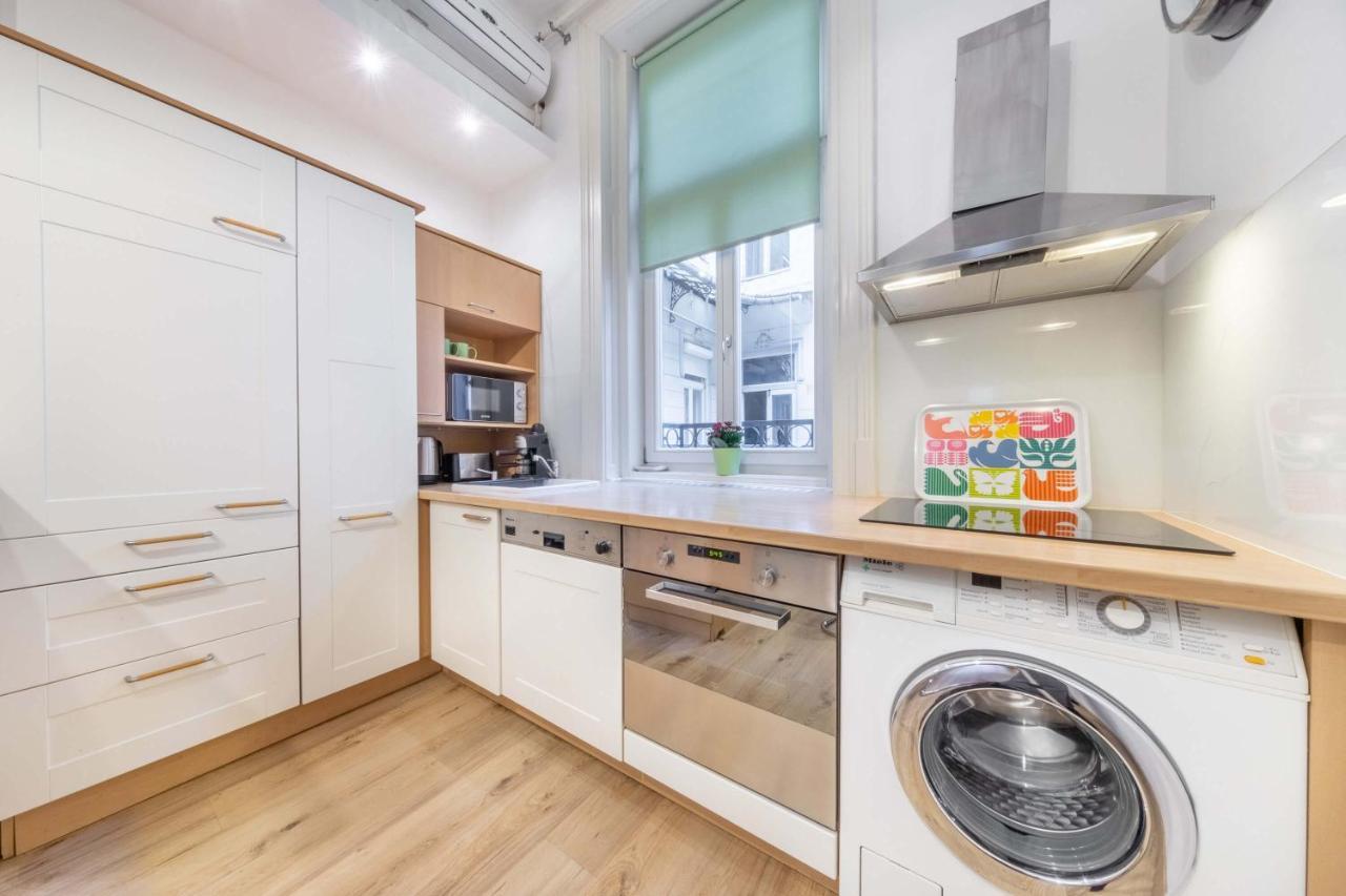Anastasia 2 Bedrooms On Vaci Utca * Будапешт